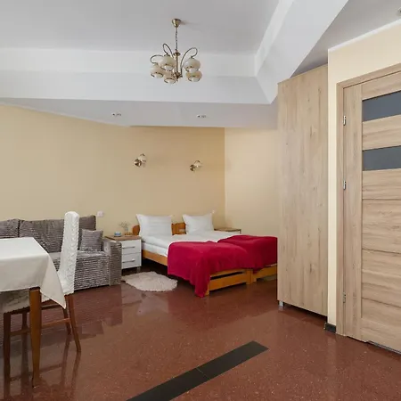 Niemcewicza Snug By Bookinghost